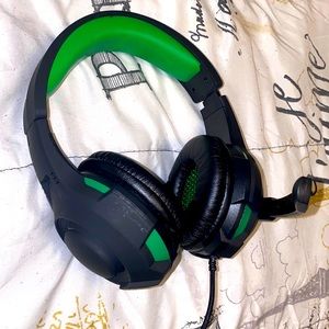 GAMER HEADPHONES